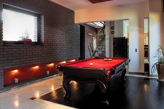 Professional pool table movers in Rockford content img1
